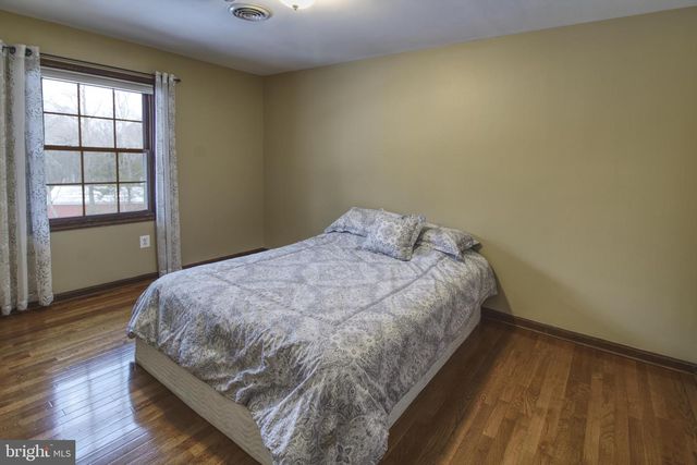 3222 KIMBERLY DR, Mount Airy, MD 21771