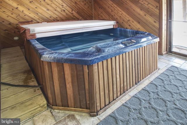 3222 KIMBERLY DR, Mount Airy, MD 21771