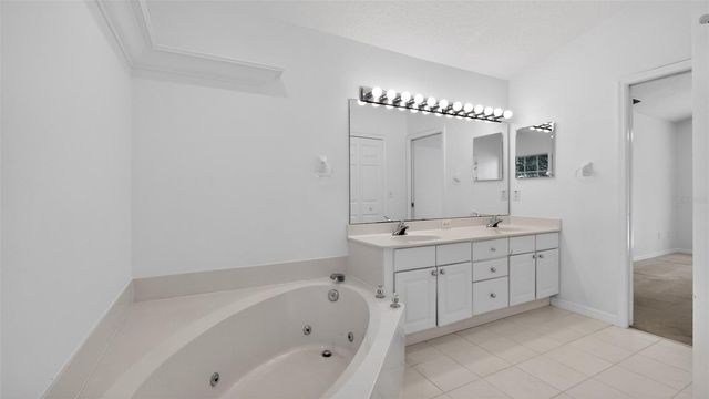 3325 INDIAN TRAIL, Eustis, FL 32726