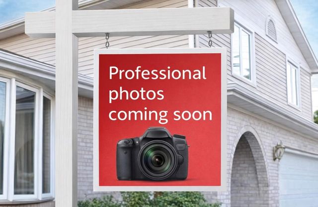 527 N HENDELSON LN, Hutto, TX 78634