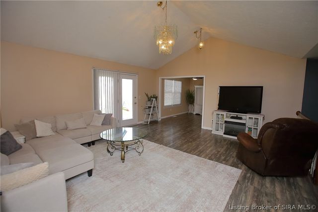 6227 Elanor Court, Floyds Knobs, IN 47119