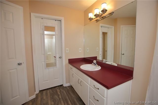 6227 Elanor Court, Floyds Knobs, IN 47119