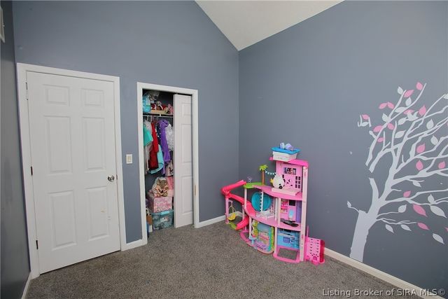 6227 Elanor Court, Floyds Knobs, IN 47119