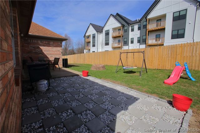 6227 Elanor Court, Floyds Knobs, IN 47119