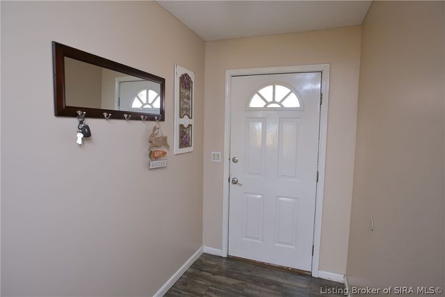 6227 Elanor Court, Floyds Knobs, IN 47119