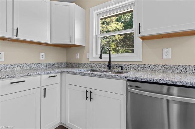 2906 Lees Chapel Road, Browns Summit, NC 27214