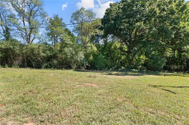 2906 Lees Chapel Road, Browns Summit, NC 27214