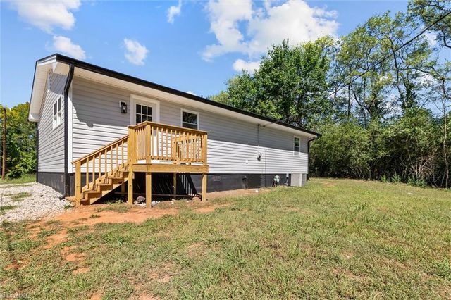 2906 Lees Chapel Road, Browns Summit, NC 27214