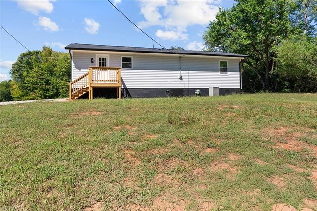 2906 Lees Chapel Road, Browns Summit, NC 27214