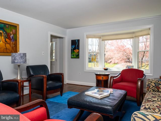 4817 DODSON DR, Annandale, VA 22003