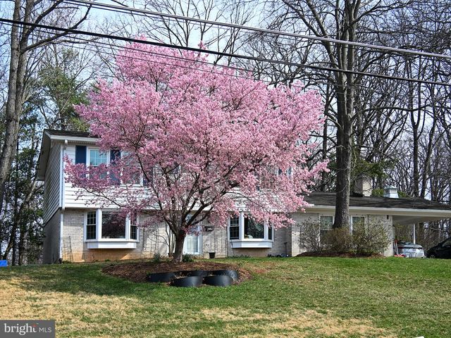 4817 DODSON DR, Annandale, VA 22003