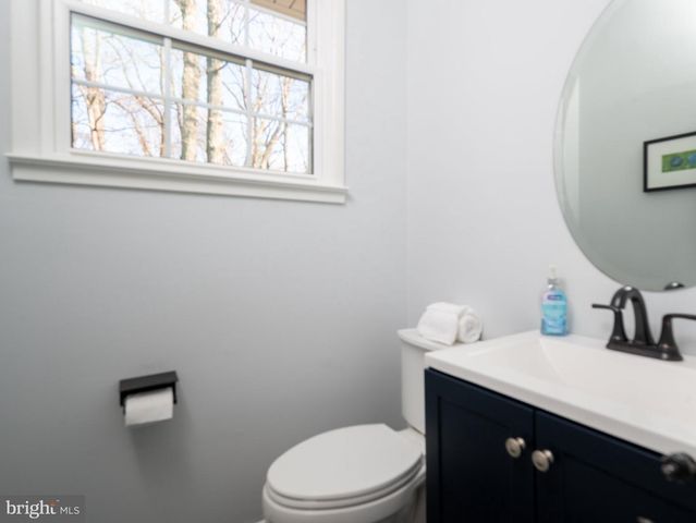 4817 DODSON DR, Annandale, VA 22003