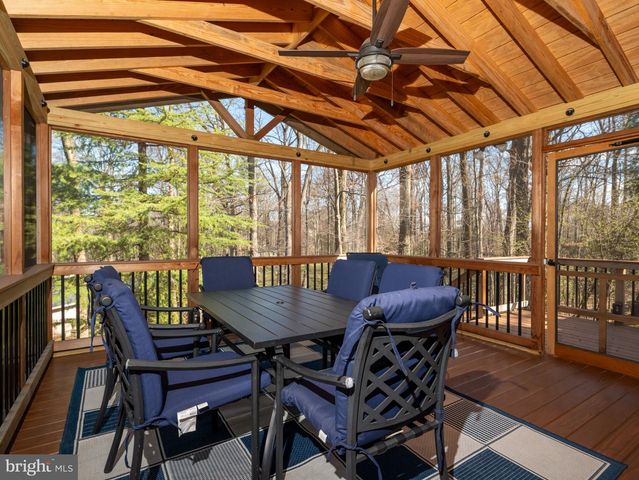 4817 DODSON DR, Annandale, VA 22003