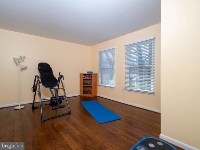 4817 DODSON DR, Annandale, VA 22003