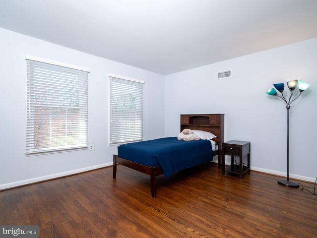 4817 DODSON DR, Annandale, VA 22003