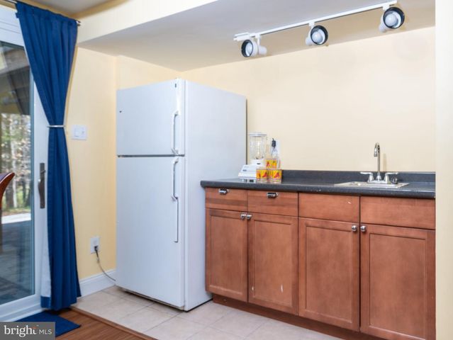 4817 DODSON DR, Annandale, VA 22003