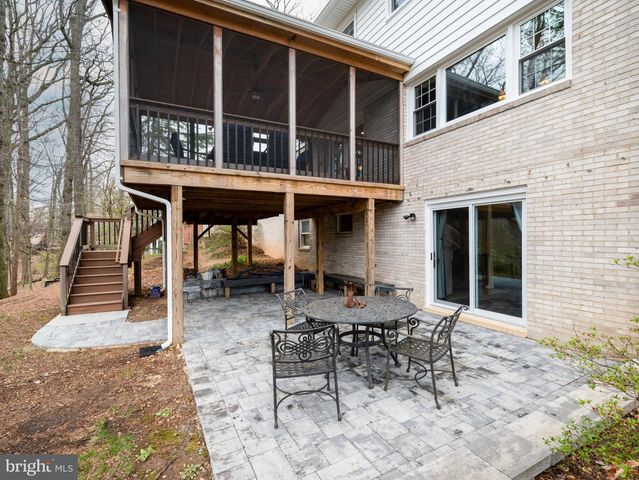 4817 DODSON DR, Annandale, VA 22003