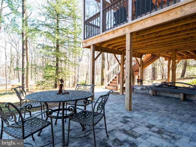 4817 DODSON DR, Annandale, VA 22003