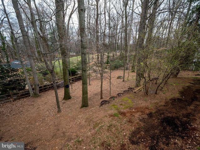 4817 DODSON DR, Annandale, VA 22003