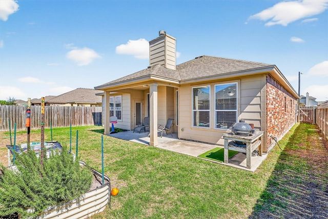 7841 Fort Griffen Dr, Corpus Christi, TX 78414
