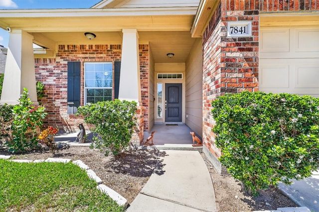 7841 Fort Griffen Dr, Corpus Christi, TX 78414