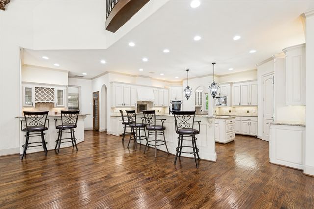 5511 Clermont Court, Colleyville, TX 76034