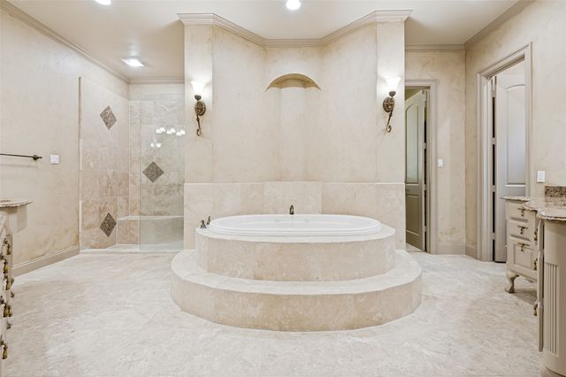 5511 Clermont Court, Colleyville, TX 76034