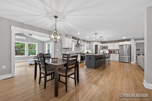 6275 Longbridge Road, Pentwater, MI 49449