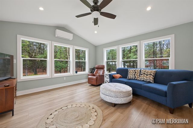 6275 Longbridge Road, Pentwater, MI 49449