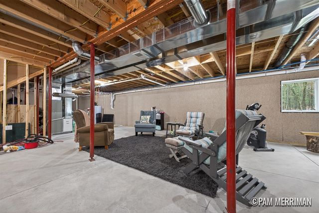 6275 Longbridge Road, Pentwater, MI 49449