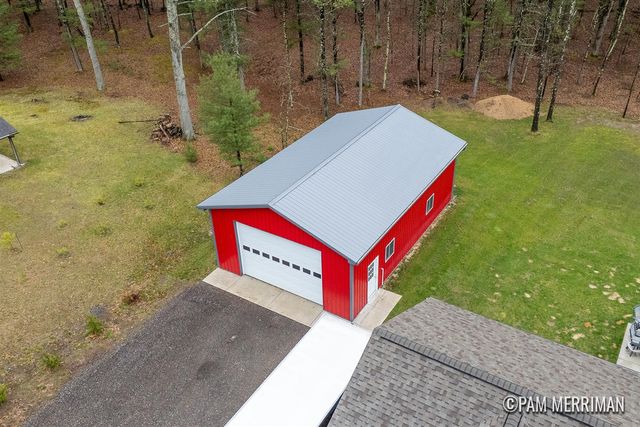 6275 Longbridge Road, Pentwater, MI 49449