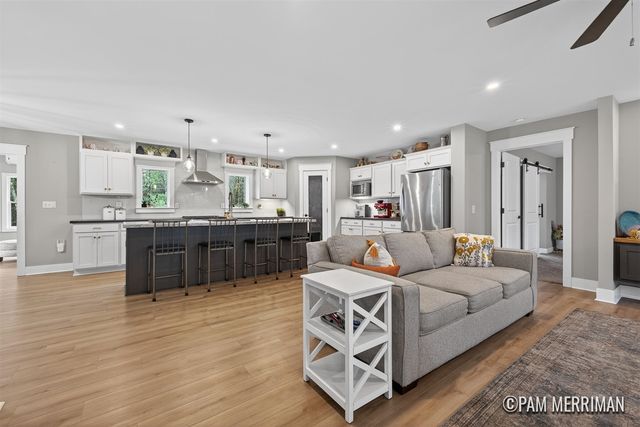 6275 Longbridge Road, Pentwater, MI 49449