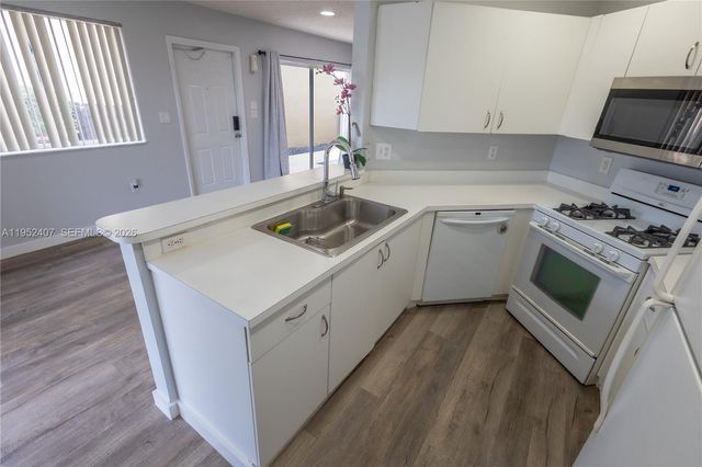 16831 SW 139th Pl, Miami, FL 33177