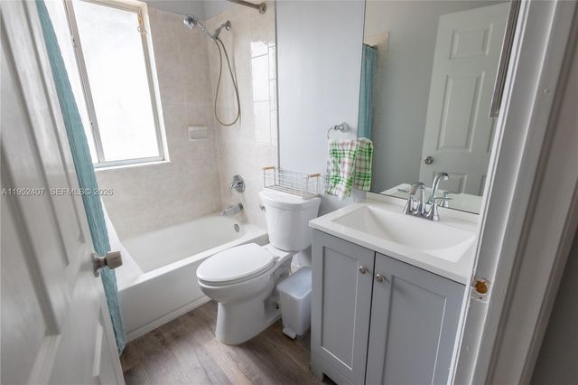 16831 SW 139th Pl, Miami, FL 33177