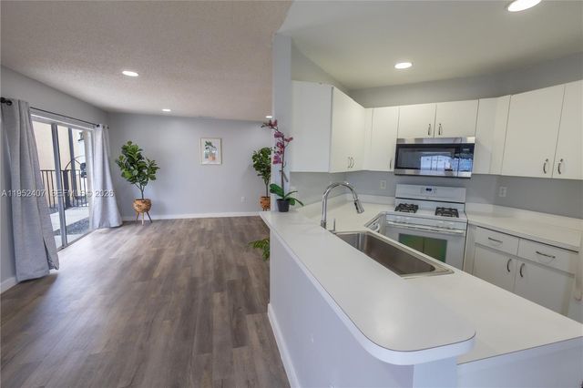 16831 SW 139th Pl, Miami, FL 33177