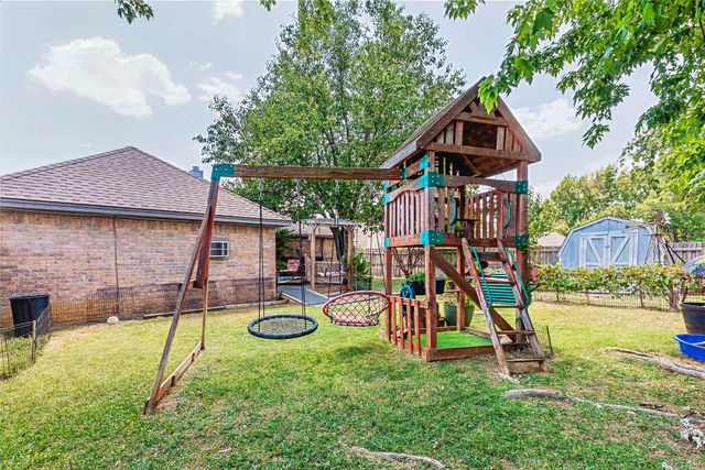 7133 Starnes Road, North Richland Hills, TX 76182