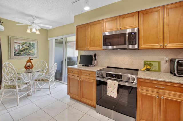 7825 Whispering Palms Drive 101, Boynton Beach, FL 33437