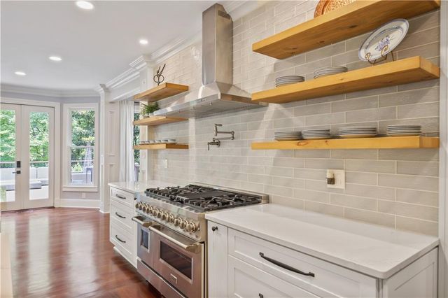 1196 Button Hill Road NW, Kennesaw, GA 30152
