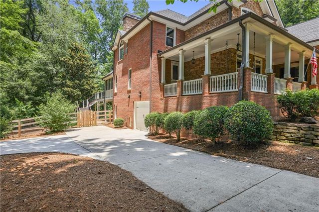 1196 Button Hill Road NW, Kennesaw, GA 30152