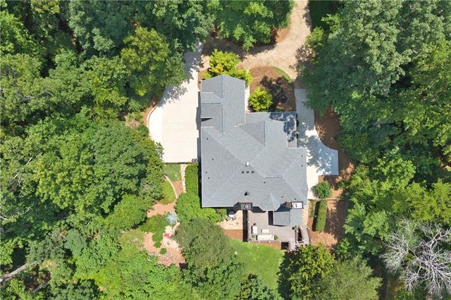 1196 Button Hill Road NW, Kennesaw, GA 30152