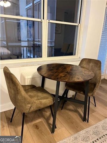 300 Peachtree Street NE 5M, Atlanta, GA 30308