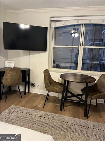 300 Peachtree Street NE 5M, Atlanta, GA 30308