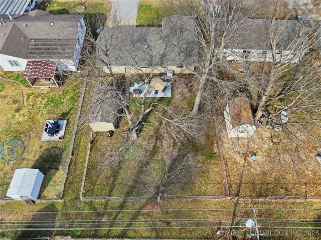 322 E Maple Street, Skiatook, OK 74070