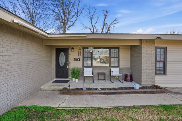 322 E Maple Street, Skiatook, OK 74070
