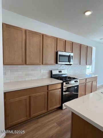 690 E Patrician Drive, Reno, NV 89506