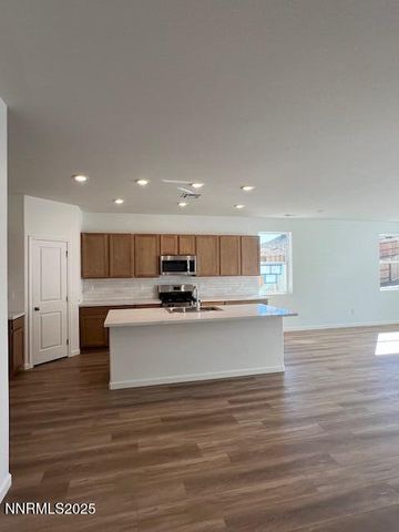 690 E Patrician Drive, Reno, NV 89506