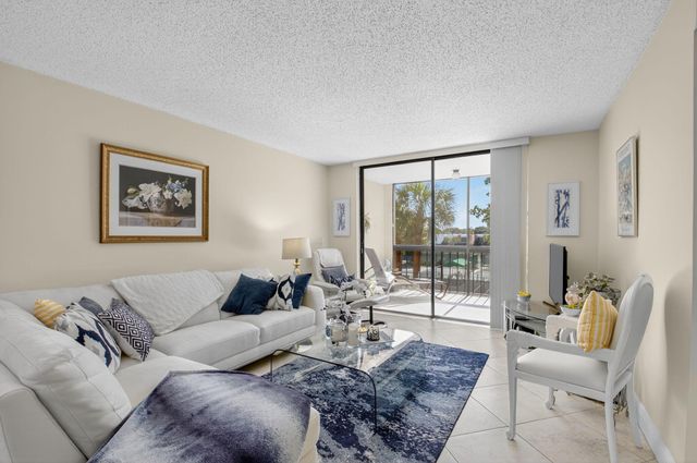 500 Egret Circle 8306, Delray Beach, FL 33444