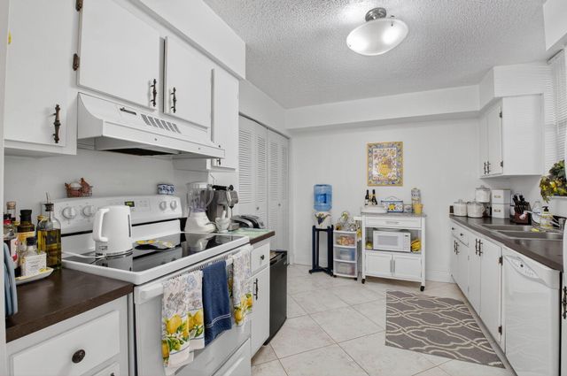500 Egret Circle 8306, Delray Beach, FL 33444