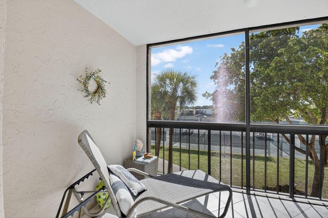500 Egret Circle 8306, Delray Beach, FL 33444
