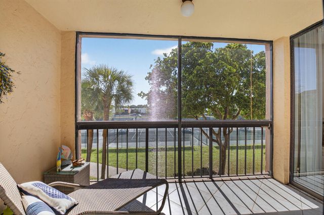 500 Egret Circle 8306, Delray Beach, FL 33444